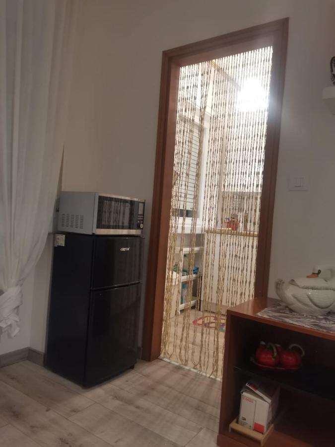 Monovano Elllen Grado Exterior foto